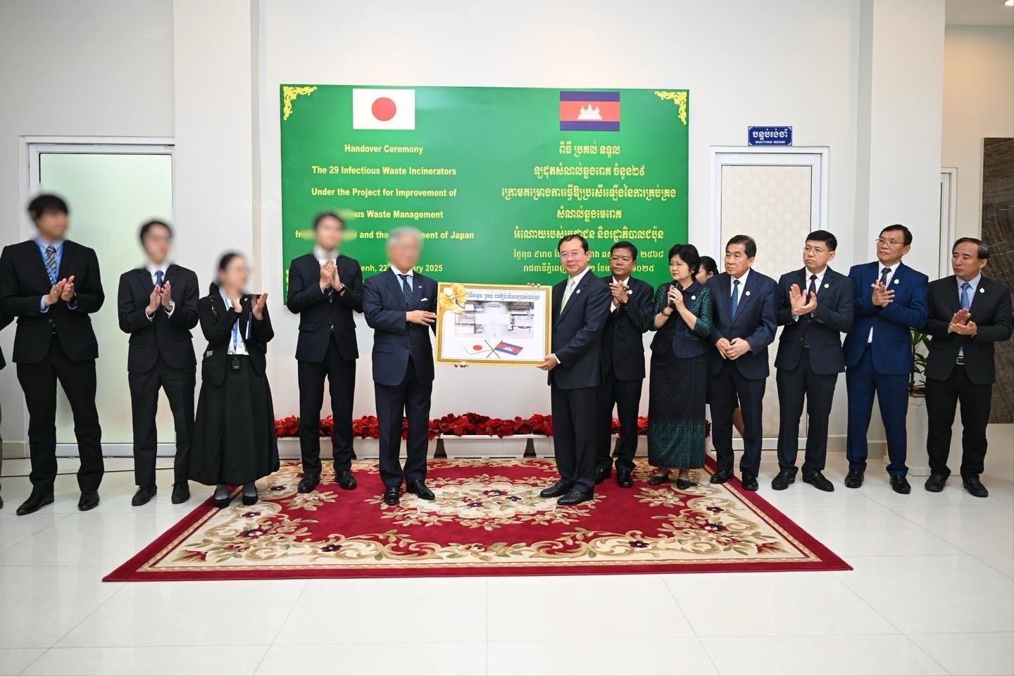 カンボジア向け「感染性廃棄物管理改善」を完工・納品